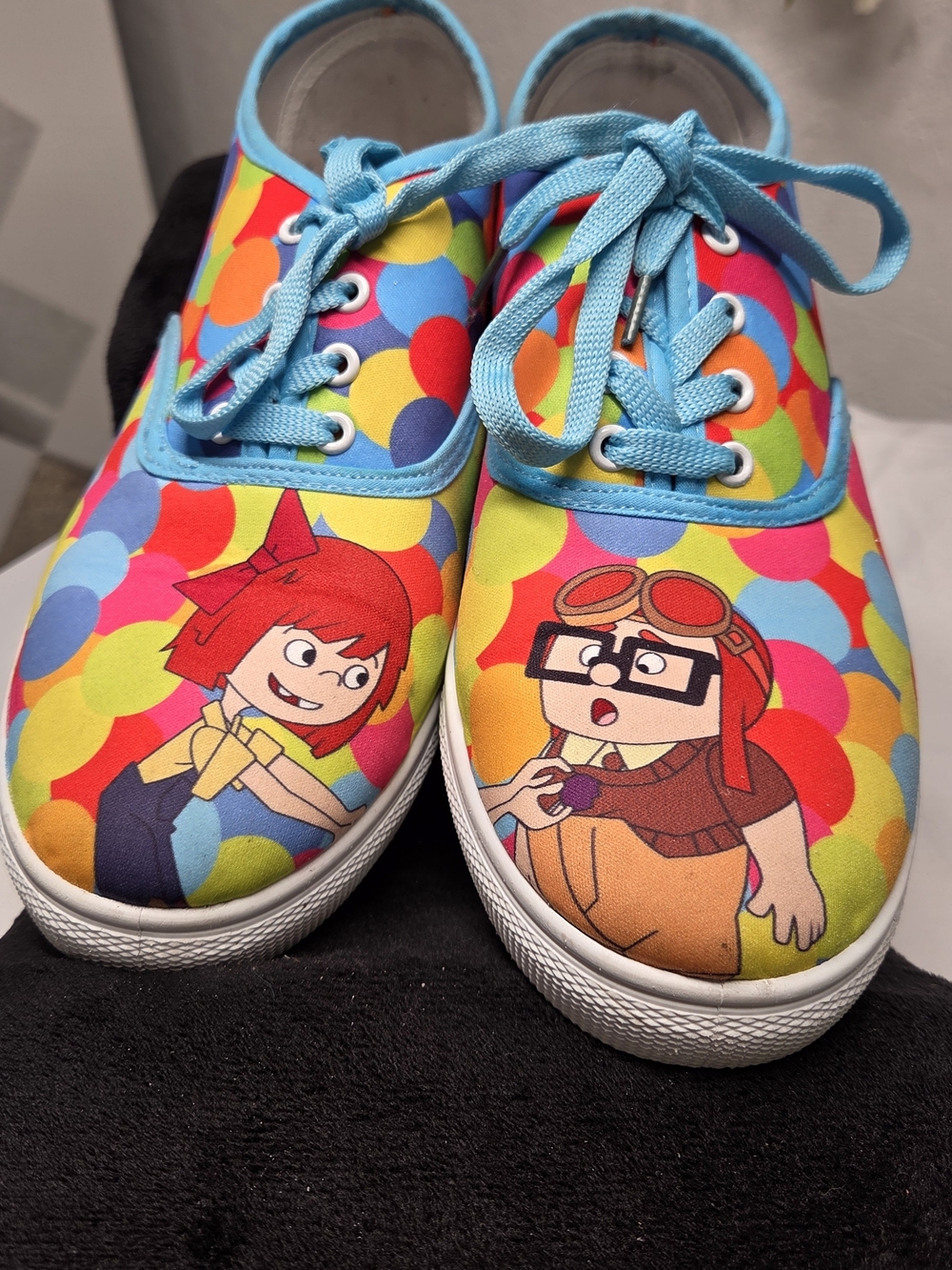 Disney Pixar Up Carl & Ellie Balloon Graphic Canvas Sneakers Size 8